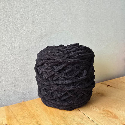 Amity Chunky - Lana Chenille Premium - Hilo Peluche Amigurumi