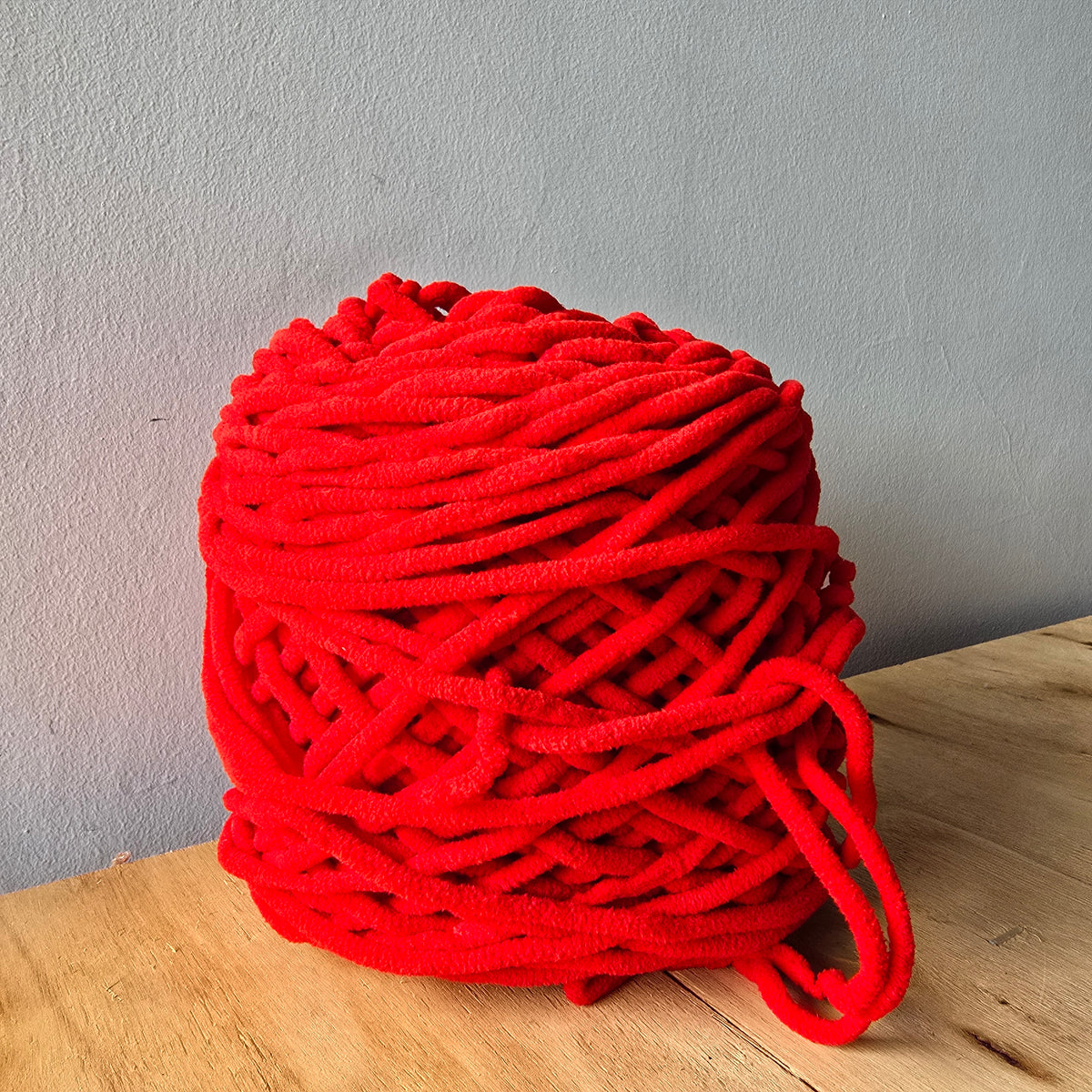 Amity Chunky - Lana Chenille Premium - Hilo Peluche Amigurumi