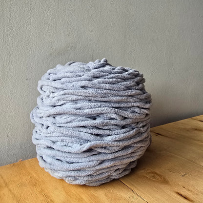 Amity Chunky - Lana Chenille Premium - Hilo Peluche Amigurumi
