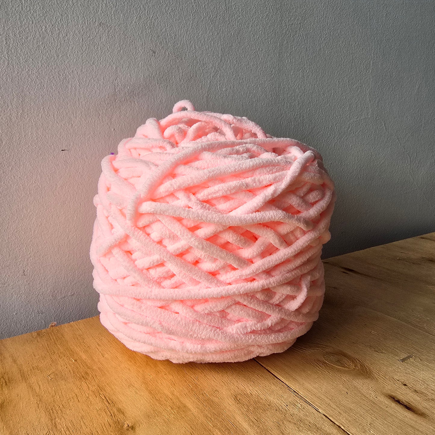 Amity Chunky - Lana Chenille Premium - Hilo Peluche Amigurumi