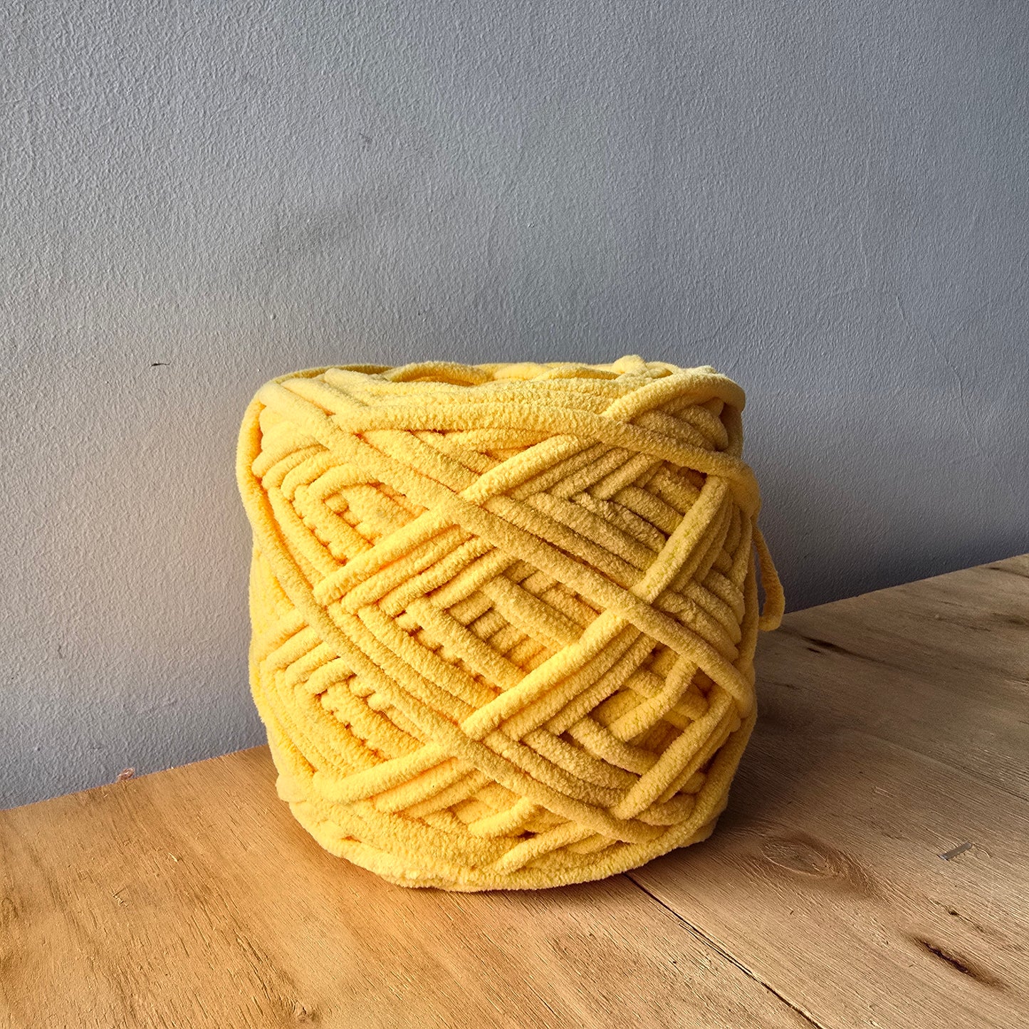 Amity Chunky - Lana Chenille Premium - Hilo Peluche Amigurumi